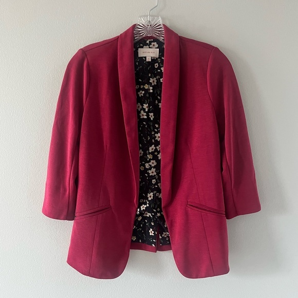 Skies Are Blue Jackets & Blazers - Skies Are Blue Hannah Open Red Blazer